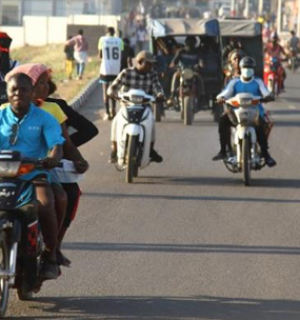  Mais de 100 mototaxistas terminam formação no Bengo.