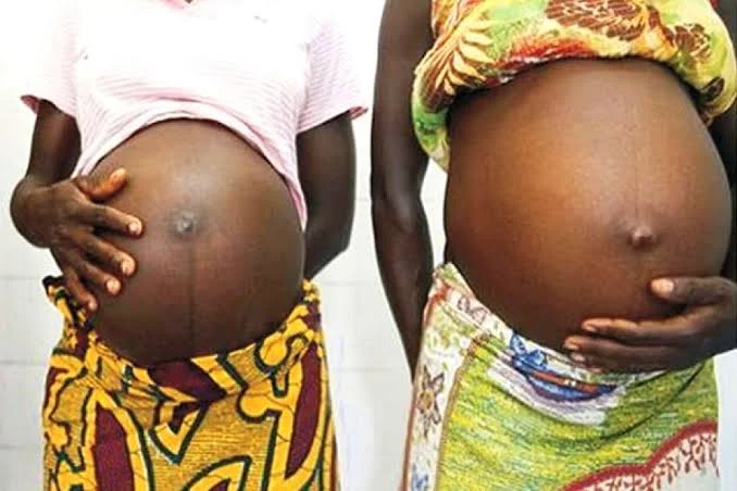 Taxa de gravidez precoce em Angola reduz para 16,1 por cento