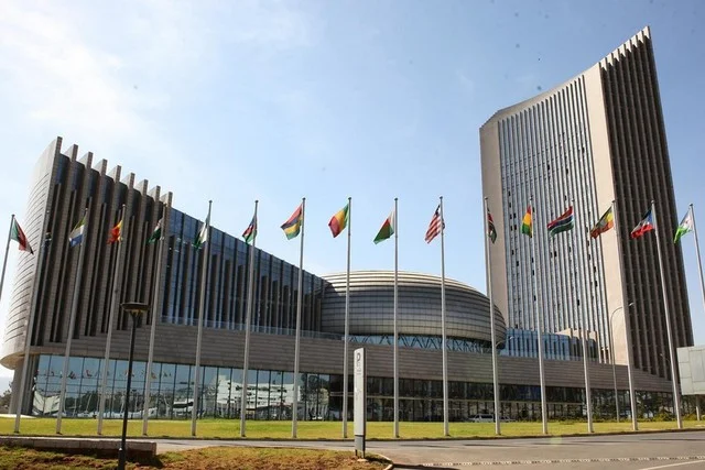 Estados-Membros debatem criação de estratégias continental de educação para a África
