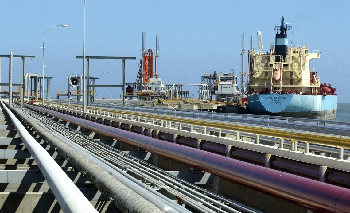 EUA apreendem petroleiro ao largo da costa da Venezuela: “O maior”