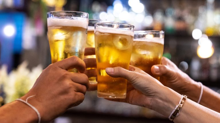 consumo de alcool.