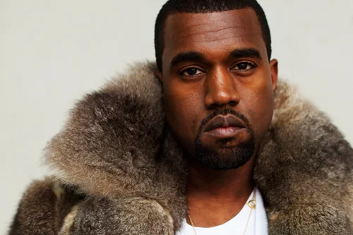 Anúncio de Kanye West como cabeça de cartaz leva patrocinadores a retirarem apoio ao festival europeu.