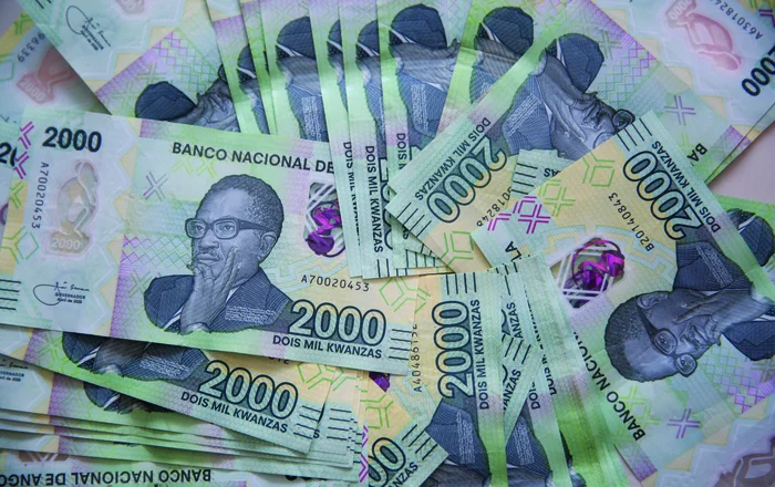 Base monetária em moeda nacional cresceu mais de 90 mil milhões de kwanzas em 2025.
