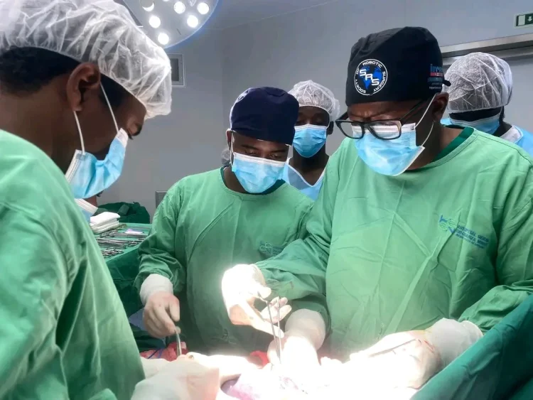 Hospital Geral do Cuanza-Norte remove baço de 2,08 kg a paciente de 31 anos.