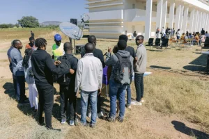 Universidade do Namibe recebe internet gratuita via ANGOSAT-2.