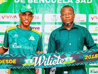 Assim, o treina dor Beto Biavnhi vê reforçado o leque de opções. De realçar que o atleta, de 25 anos, já vestiu as cores do Atlético Sport Aviação (ASA), Real Sambila, Recreativo do Libolo do Cuanza-Sul, Orlan do Pirates da África do Sul e Petro de Luanda. Na época passa da, Gilberto realizou um total de vinte e dois jogos e apontou três golos. Na próxima tempo rada, o Wiliete de Benguela estará envolvido em três frentes, nomeadamente Taça de Angola, Girabola e Liga dos Campeões Africanos. Na edição passada, o clube de Benguela ter minou na segunda posição da prova rainha do futebol nacional, além de ter conquistado a Taça de Angola.