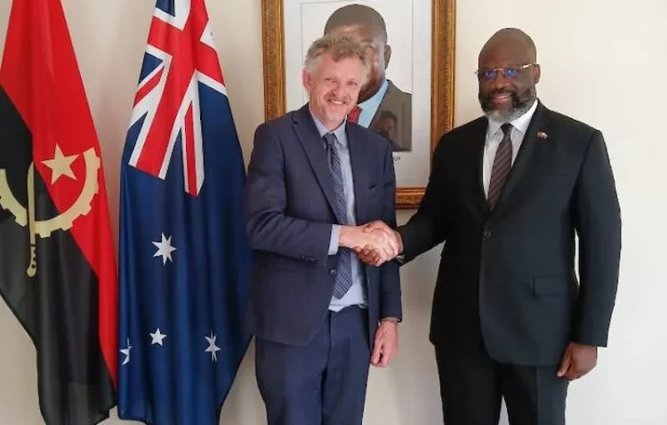 Angola e Austrália abordam reforço das relações de cooperação.
