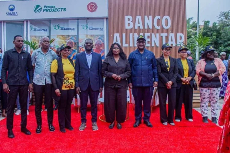 Mais de 400 pessoas beneficiam de cesta básica na Samba