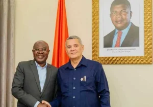 Ministro da Juventude e Desportos recebido pelo governador de Benguela