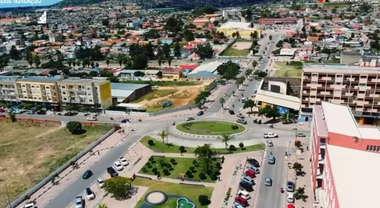 Mais de 100 empresas namibianas participam da Expo-Huíla 2026.