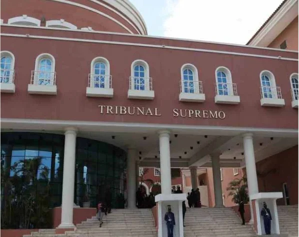 Juíza Efigénia Clemente cessa funções no Tribunal Supremo.