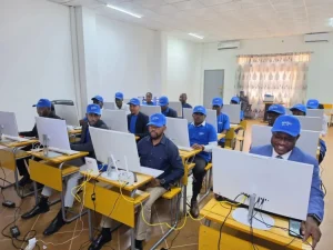 Mais de 2 mil estudantes do Bengo têm acesso à tecnologia espacial Observa+