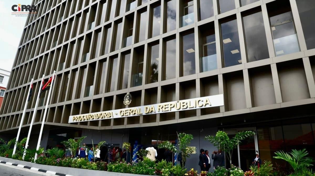 PGR avança na cooperação regional contra crimes ambientais.