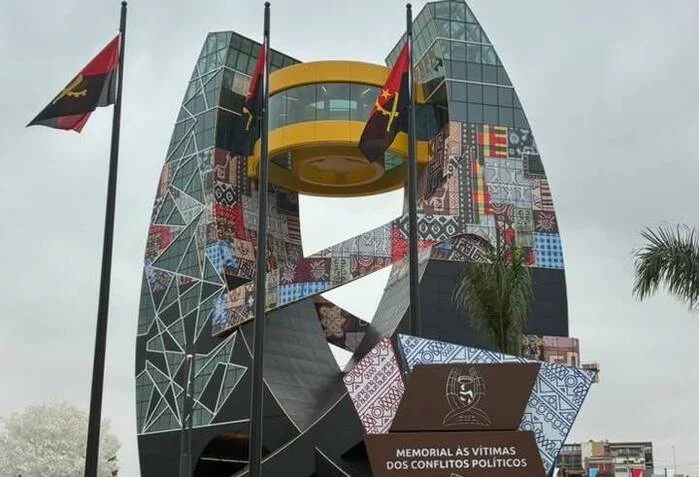 PR inaugura hoje memorial